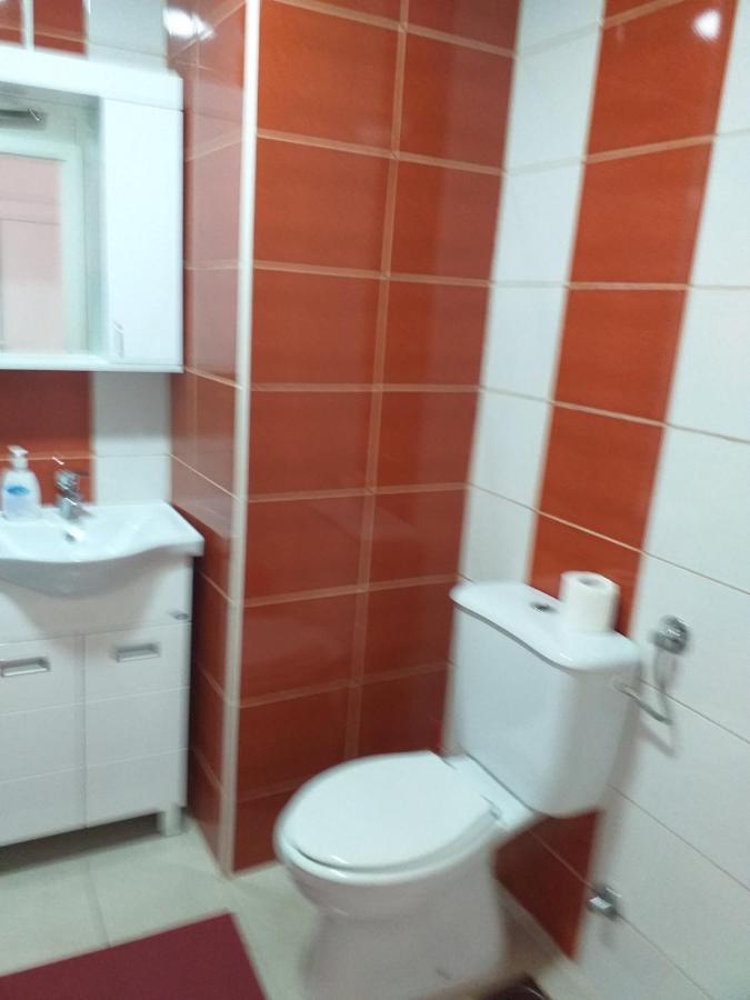 Stan Na Dan Apartamento Loznica Exterior foto